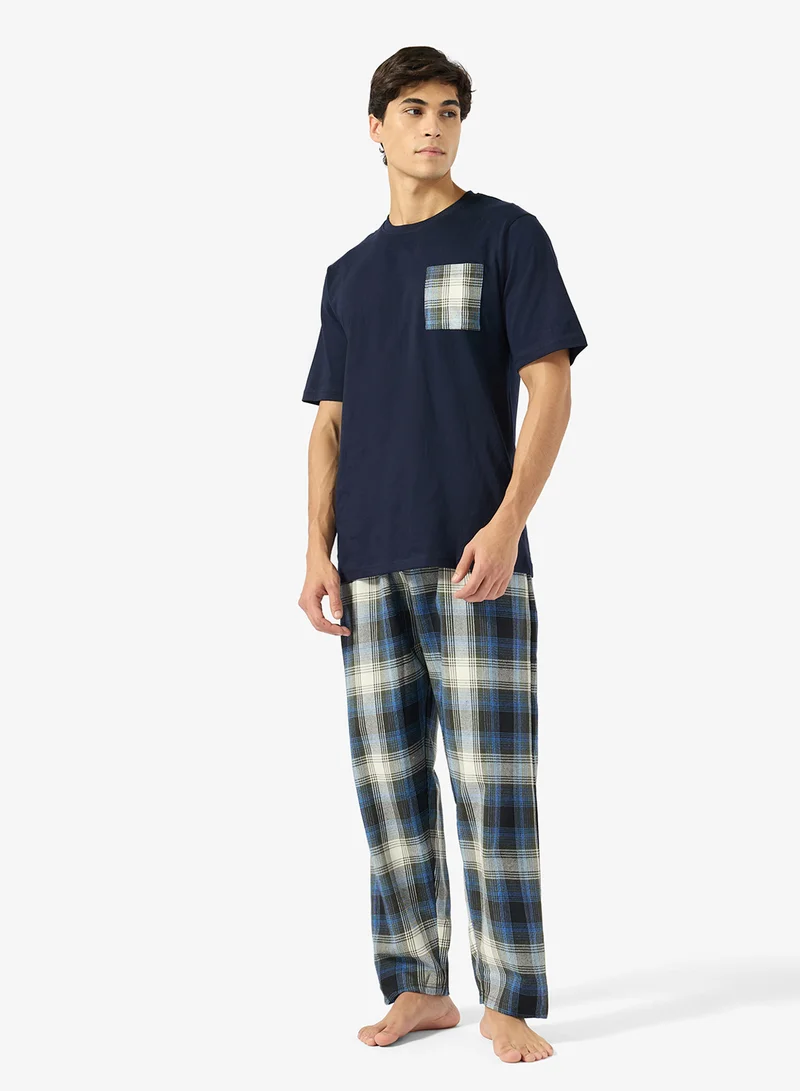Seventy Five Regular fit tee and Pant set